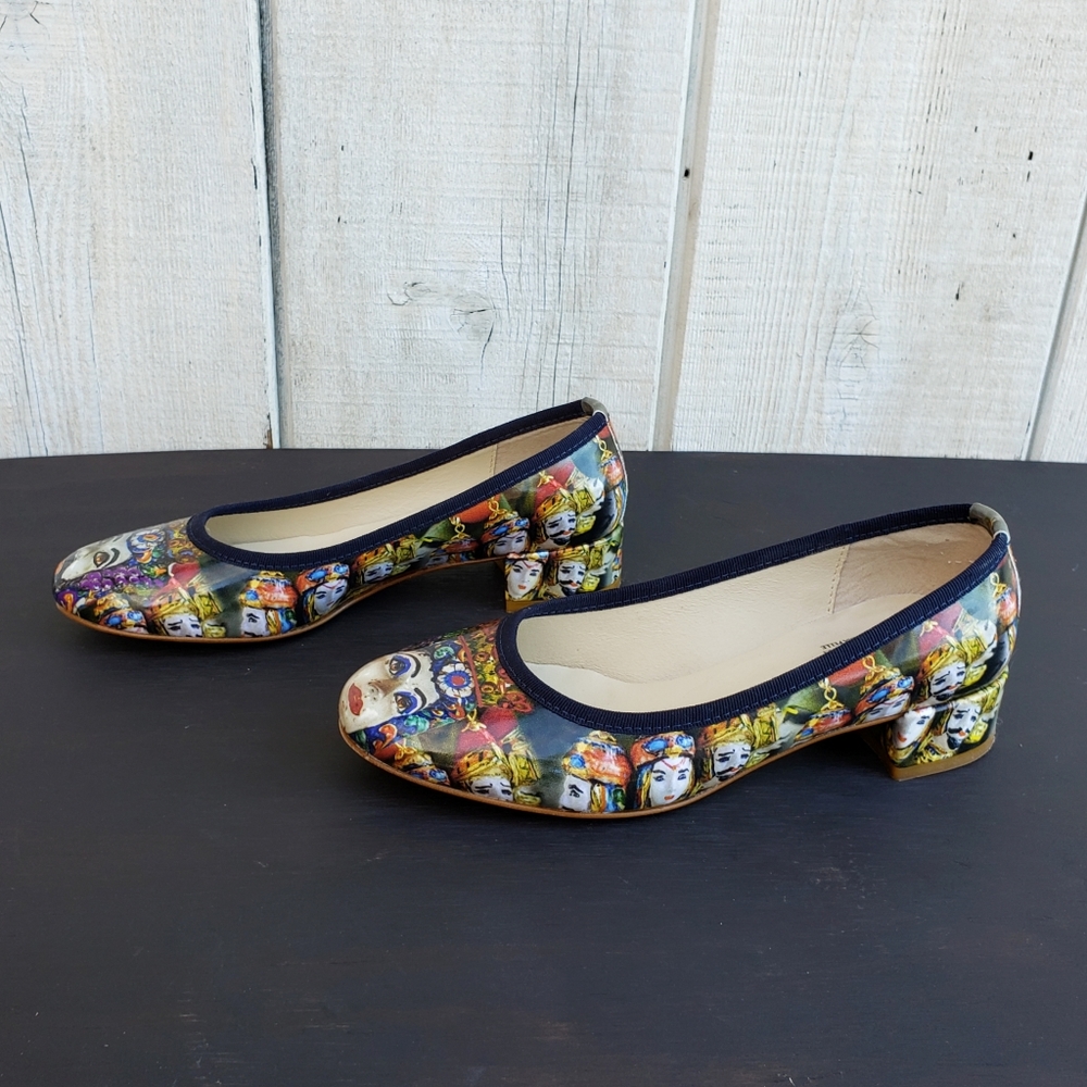 Avanguardia105 Italy Patent Leather Pumps Size 38